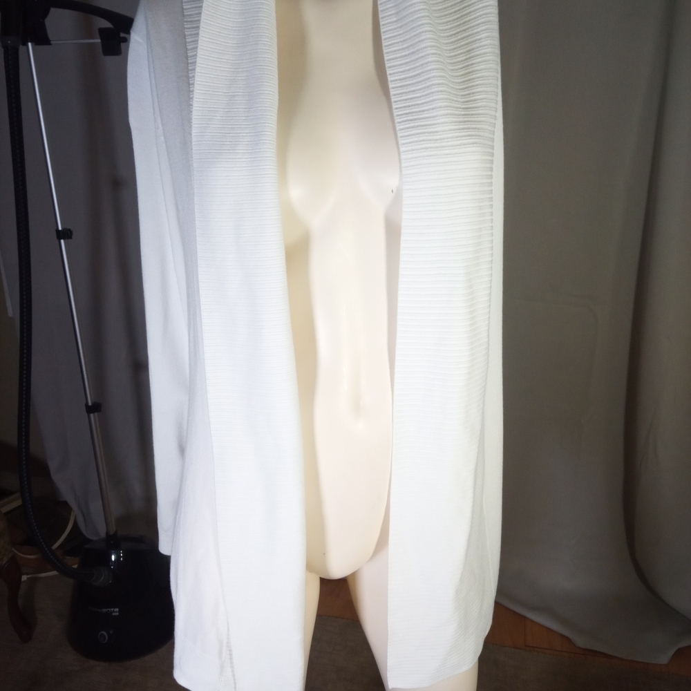 Elegant White Cardigan
